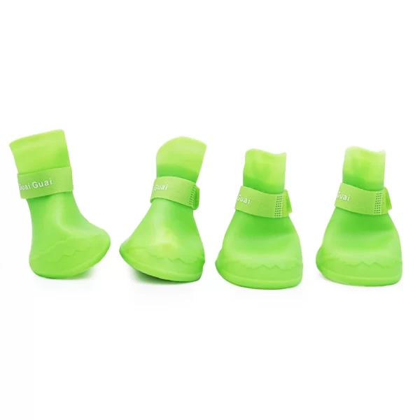 Rain shoes for dogs